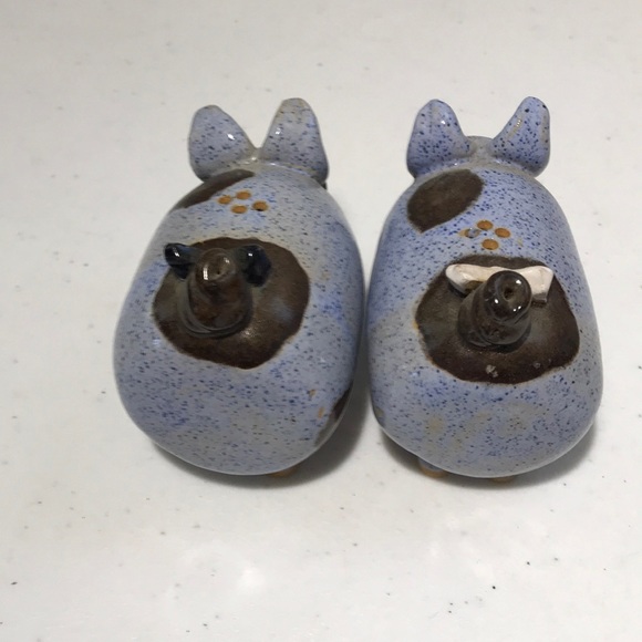 Handmade Ceramic Pig Salt and Pepper Shakers - Picture 2 of 4